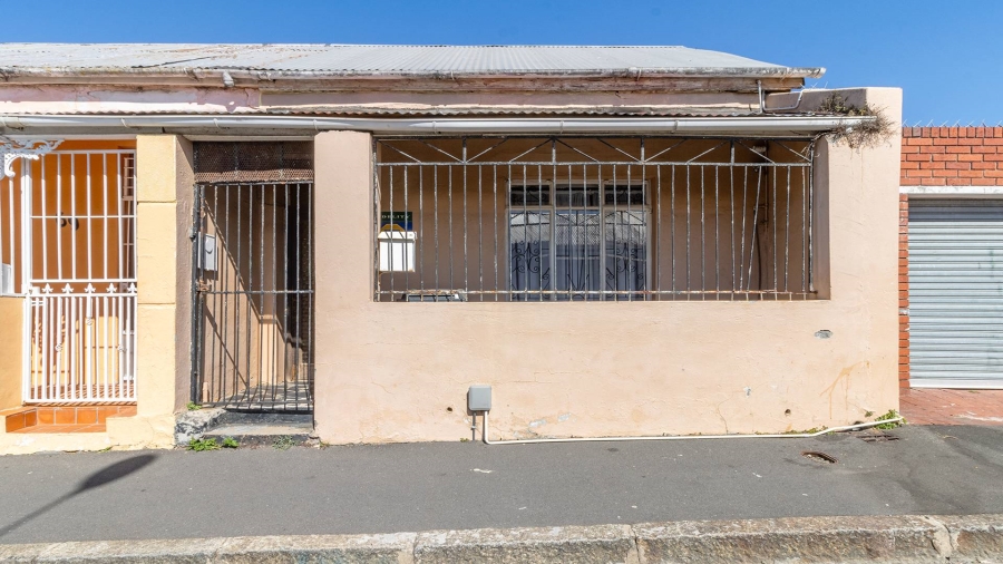 4 Bedroom Property for Sale in Salt River Western Cape